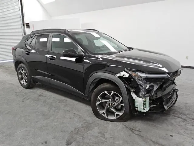 KL77LHE20RC239233 2024 2024 Chevrolet Trax- 1LT 4