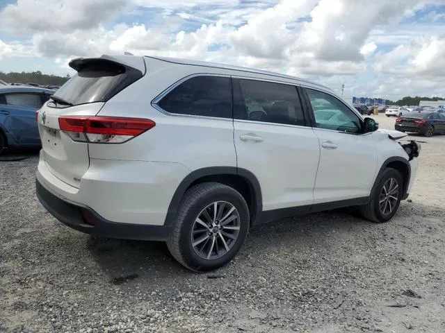 5TDKZRFH7KS342206 2019 2019 Toyota Highlander- SE 3