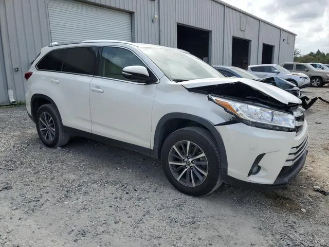 5TDKZRFH7KS342206 2019 2019 Toyota Highlander- SE 4