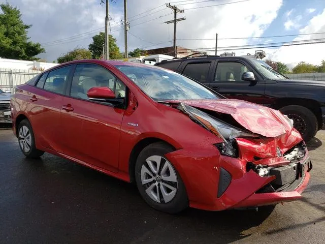 JTDKARFU5G3519087 2016 2016 Toyota Prius 4