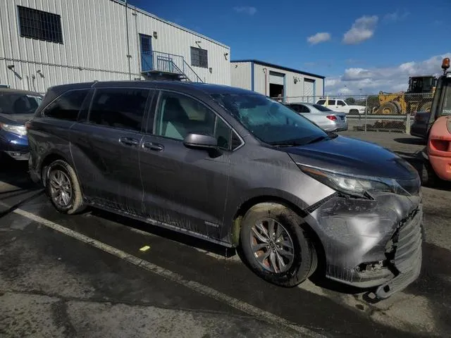 5TDKRKEC3MS068521 2021 2021 Toyota Sienna- LE 4