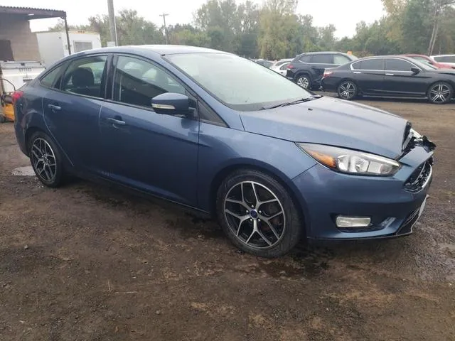 1FADP3H29JL254770 2018 2018 Ford Focus- Sel 4