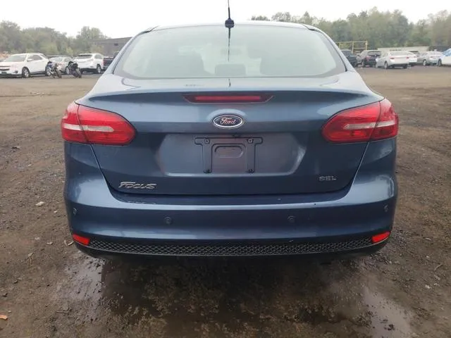 1FADP3H29JL254770 2018 2018 Ford Focus- Sel 6