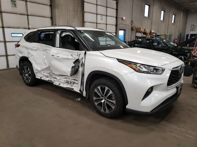 5TDGBRCH0LS510476 2020 2020 Toyota Highlander- Hybrid Xle 4