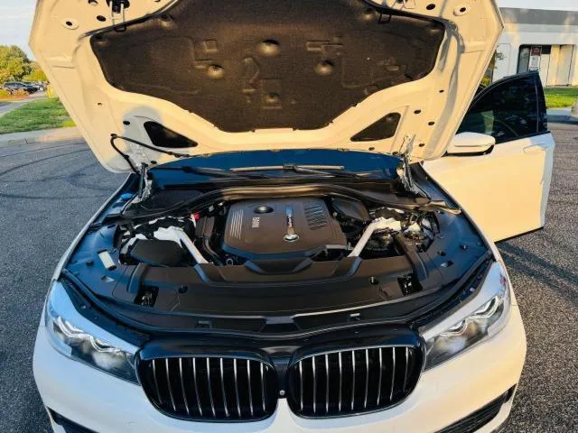 WBA7E2C52KB217802 2019 2019 BMW 7 Series- 740 I 7