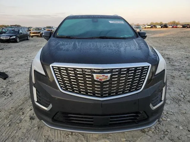 1GYKNDRS7NZ125953 2022 2022 Cadillac XT5- Premium Luxury 5