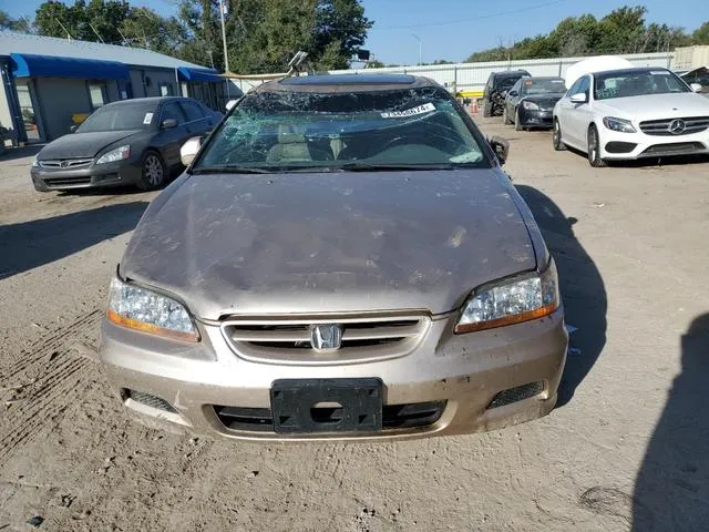 1HGCG22501A010702 2001 2001 Honda Accord- EX 5