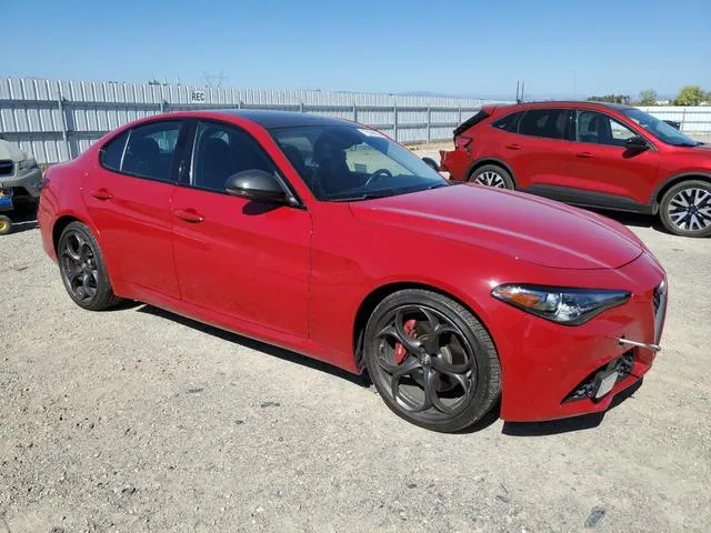 ZARFAECN2J7596268 2018 2018 Alfa Romeo Giulia- TI 4