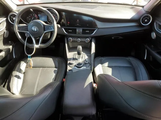 ZARFAECN2J7596268 2018 2018 Alfa Romeo Giulia- TI 8