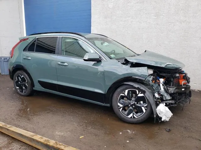 KNDCR3L14R5111627 2024 2024 KIA Niro- Wind 4