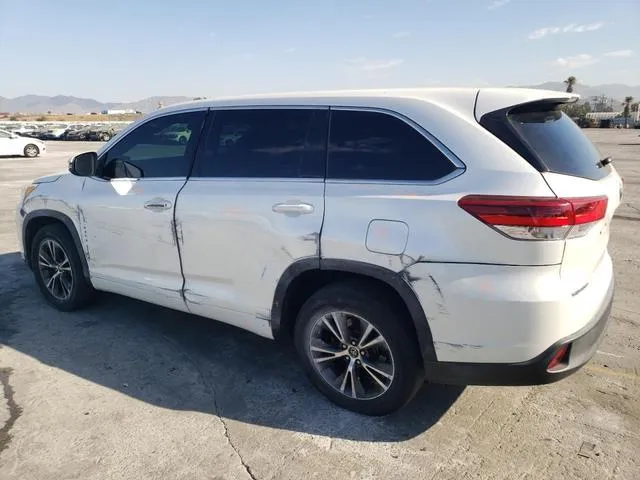 5TDZARFHXJS034323 2018 2018 Toyota Highlander- LE 2