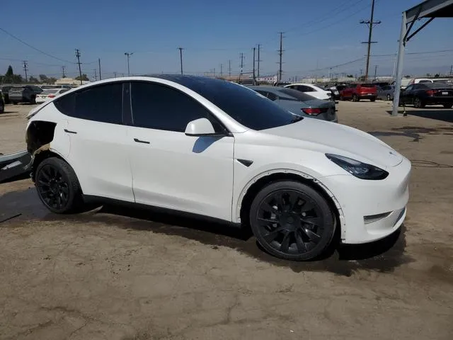 5YJYGDEE9MF070890 2021 2021 Tesla MODEL Y 4