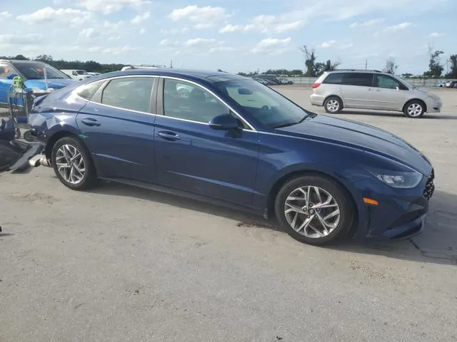 5NPEF4JA3MH088697 2021 2021 Hyundai Sonata- Sel 4