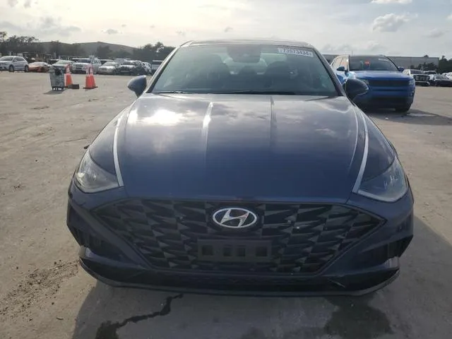 5NPEF4JA3MH088697 2021 2021 Hyundai Sonata- Sel 5