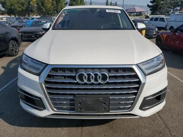 WA1LHAF73JD013555 2018 2018 Audi Q7- Premium Plus 5