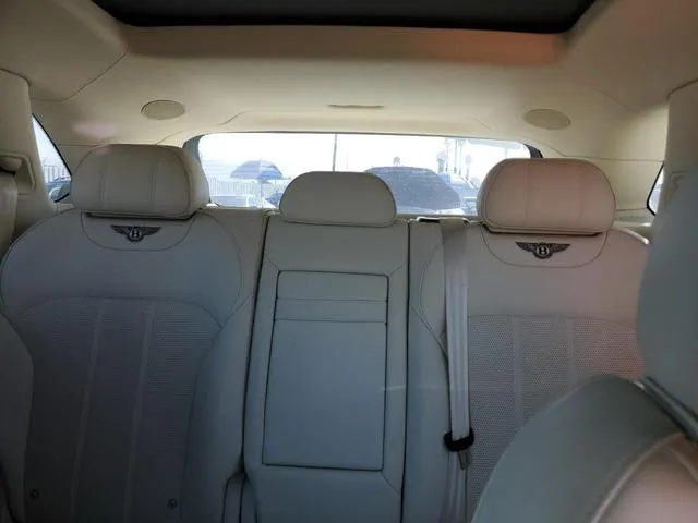 SJAAM2ZV9KC026988 2019 2019 Bentley Bentayga 10