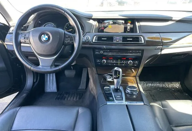 WBAYA6C55FGK16403 2015 2015 BMW 7 Series- 740 I 9