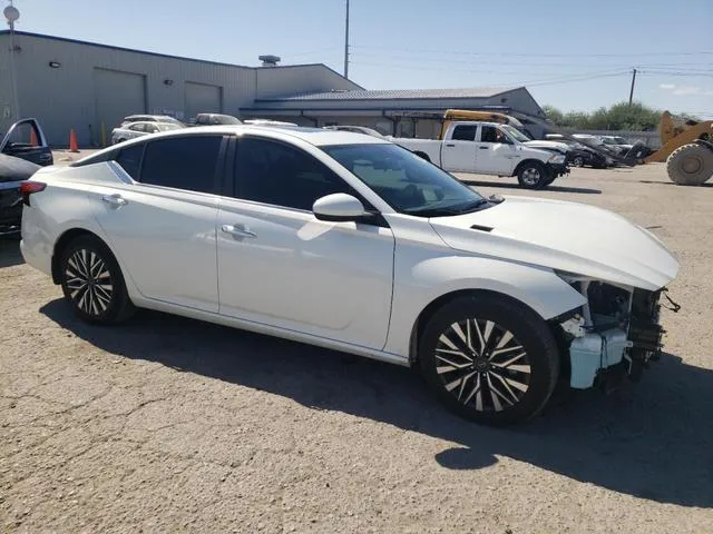 1N4BL4DV9RN382404 2024 2024 Nissan Altima- SV 4