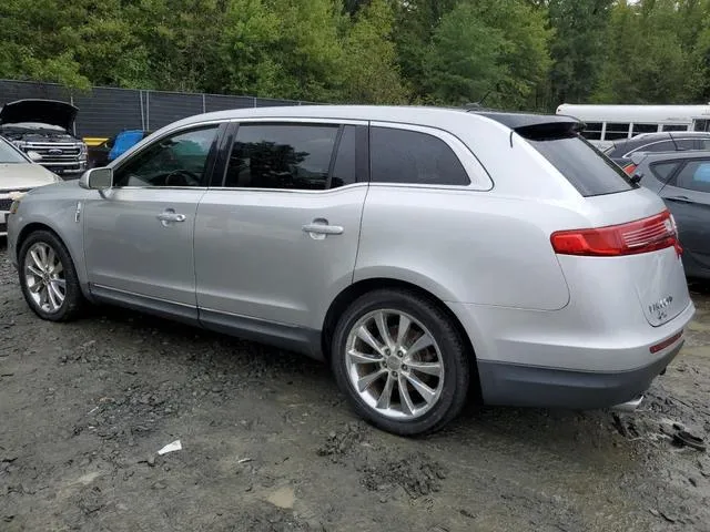 2LMHJ5AT3ABJ20381 2010 2010 Lincoln MKT 2