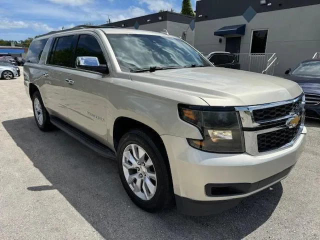 1GNSKHKCXGR351701 2016 2016 Chevrolet Suburban- K1500 Lt 4