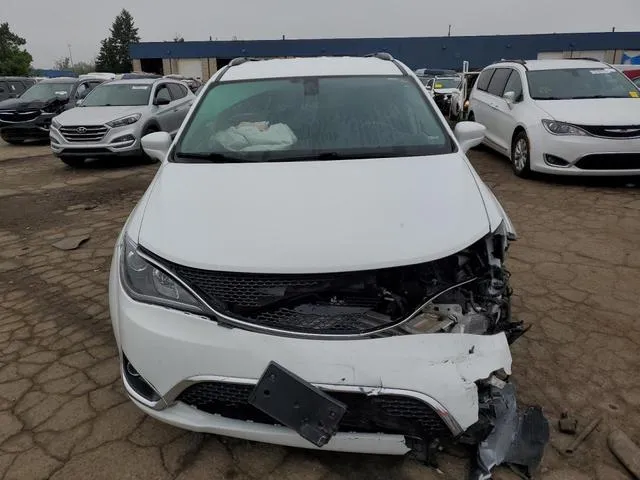 2C4RC1BG8JR169205 2018 2018 Chrysler Pacifica- Touring L 5