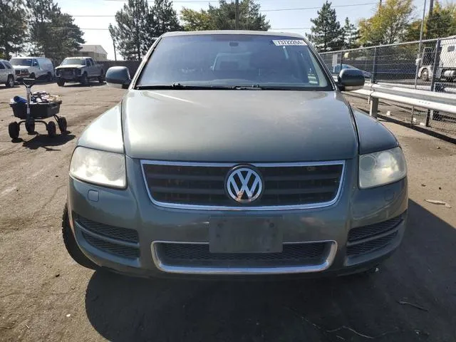 WVGCM77LX4D039165 2004 2004 Volkswagen Touareg- 4-2 5