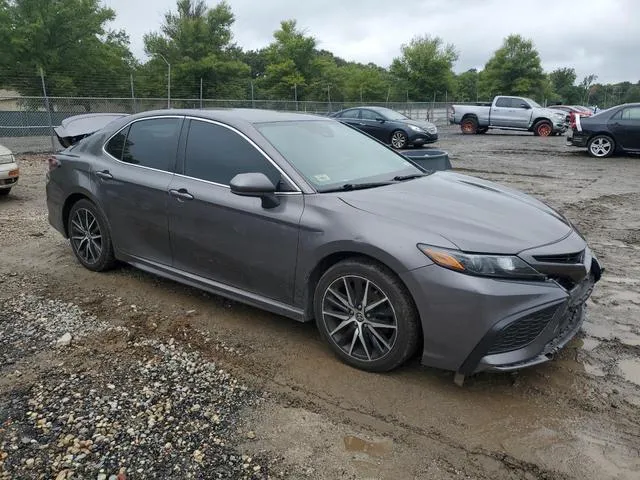 4T1G11AK7MU561582 2021 2021 Toyota Camry- SE 4