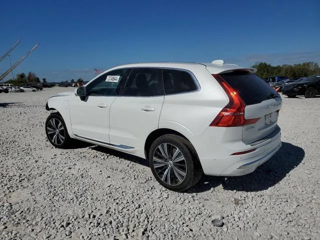 YV4H60DL0N1059277 2022 2022 Volvo XC60- T8 Recharge Inscription 2