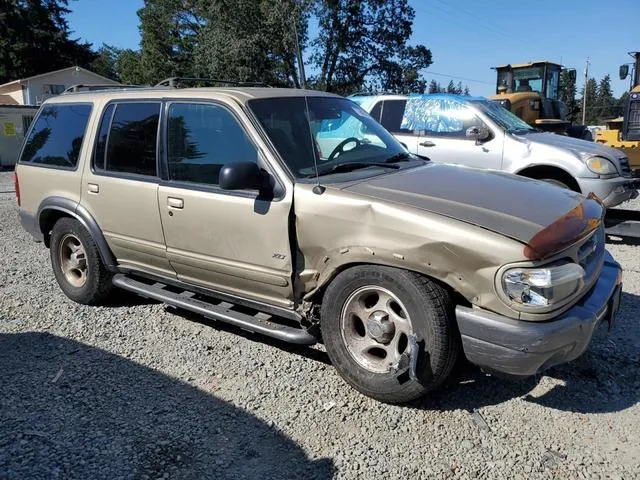 1FMZU73E0YZB38829 2000 2000 Ford Explorer- Xlt 4