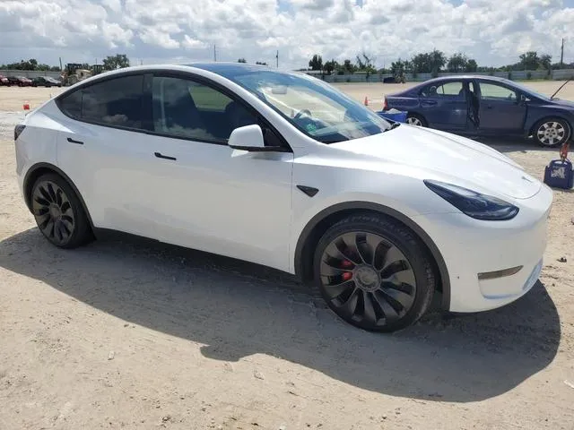 7SAYGDEF3NF452541 2022 2022 Tesla MODEL Y 4