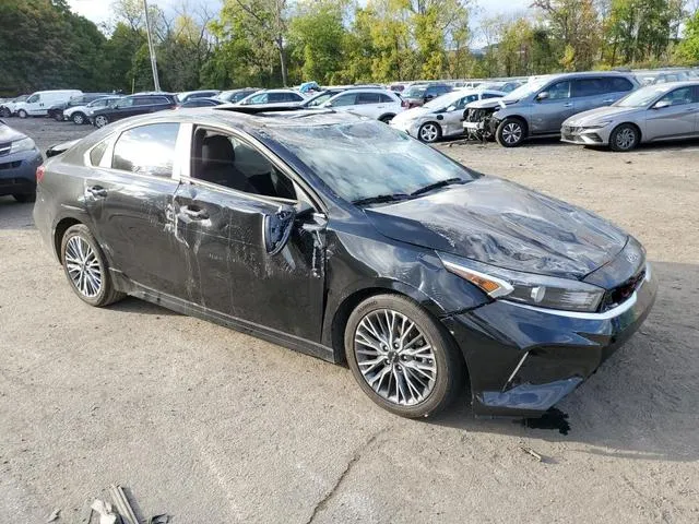 3KPF54AD8NE472675 2022 2022 KIA Forte- Gt Line 4