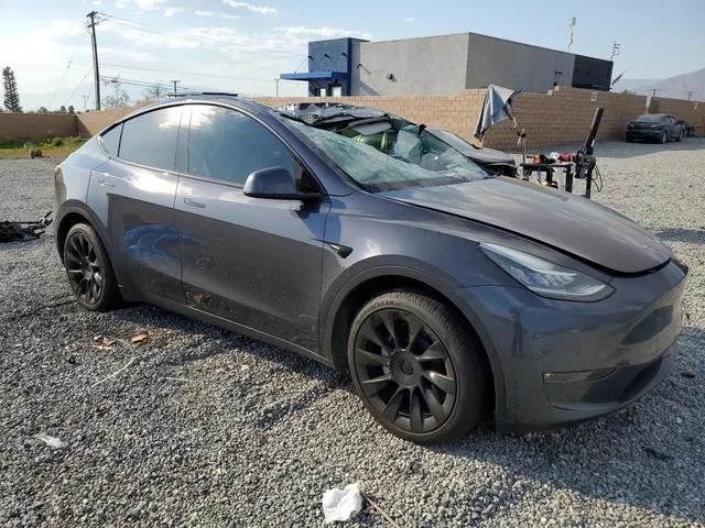 5YJYGAEE2MF252025 2021 2021 Tesla MODEL Y 4