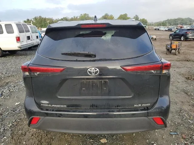 5TDHZRBH2NS176455 2022 2022 Toyota Highlander- Xle 6