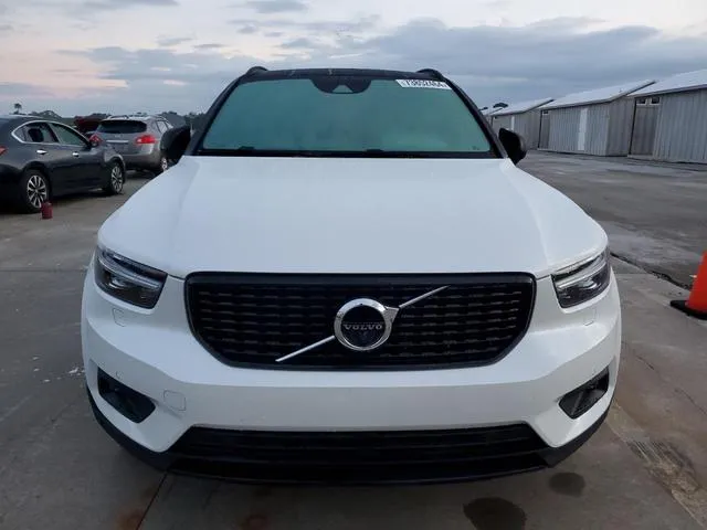 YV4162UM8M2528016 2021 2021 Volvo XC40- T5 R-Design 5