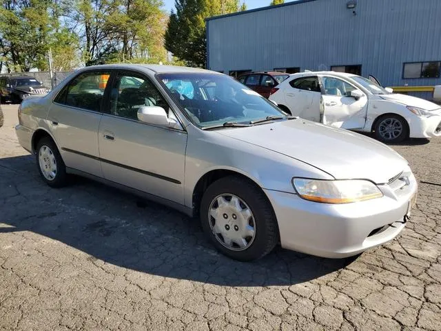 1HGCG5642YA043813 2000 2000 Honda Accord- LX 4