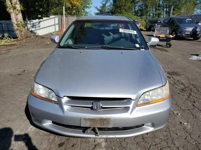 1HGCG5642YA043813 2000 2000 Honda Accord- LX 5