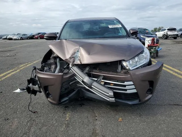 5TDBZRFH1JS856101 2018 2018 Toyota Highlander- LE 5