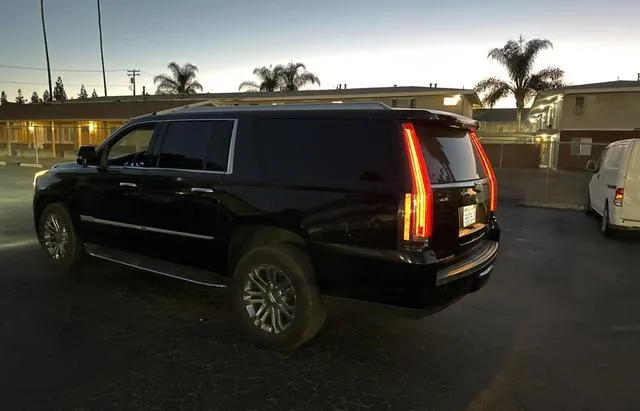 1GYS4GKJ7JR306518 2018 2018 Cadillac Escalade- Esv 3