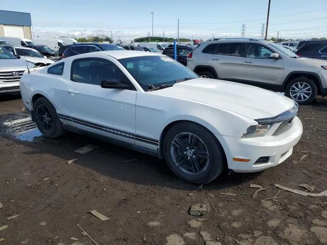 1ZVBP8AM8B5168377 2011 2011 Ford Mustang 4