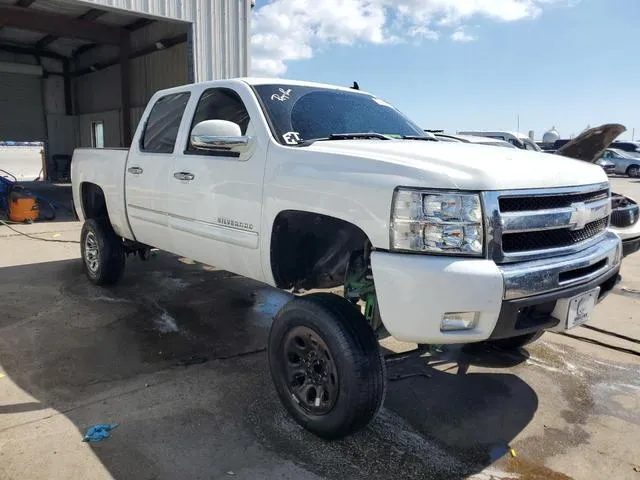 3GCPCSE04BG409143 2011 2011 Chevrolet Silverado- C1500 Lt 4