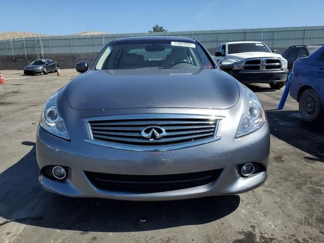 JN1CV6ARXFM522699 2015 2015 Infiniti Q40 5