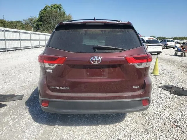 5TDKZRFH7KS338348 2019 2019 Toyota Highlander- SE 6