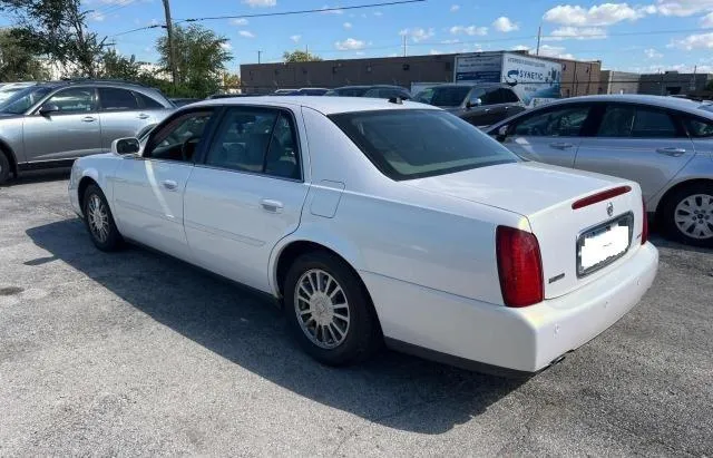 1G6KE54Y54U177944 2004 2004 Cadillac Deville- Dhs 3