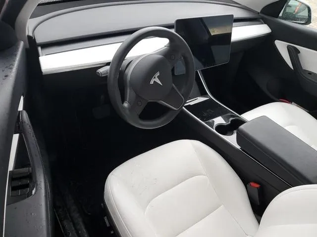 5YJYGDEE7LF020715 2020 2020 Tesla MODEL Y 8