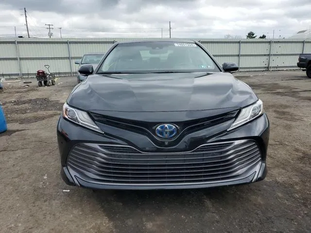 4T1B21HK3JU006105 2018 2018 Toyota Camry- Hybrid 5