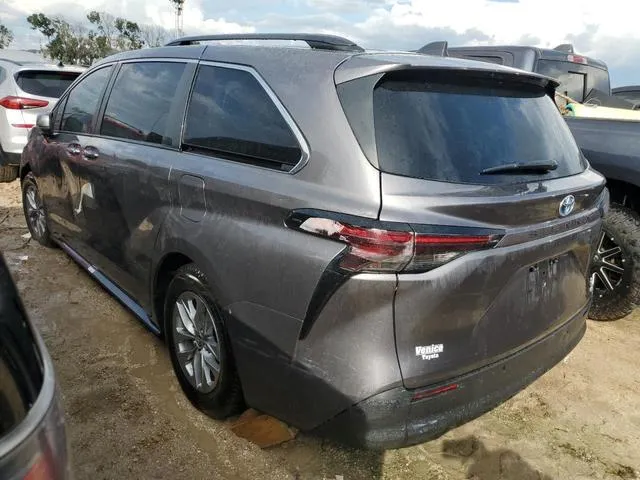 5TDYRKEC7PS142747 2023 2023 Toyota Sienna- Xle 2