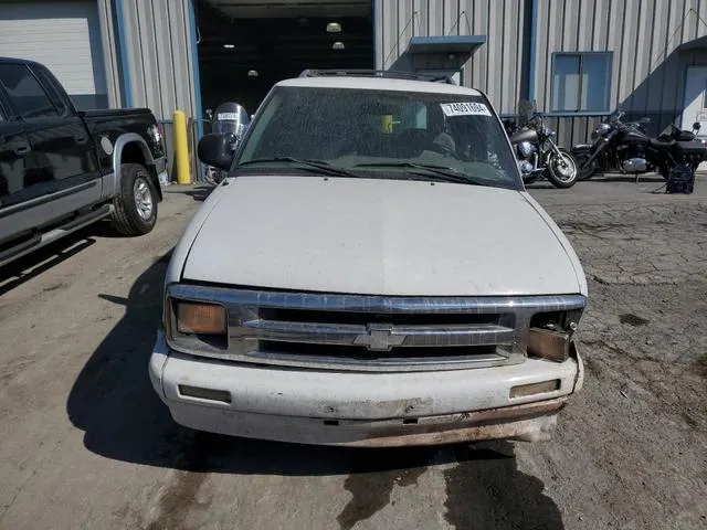 1GNCS13W5V2255811 1997 1997 Chevrolet Blazer 5