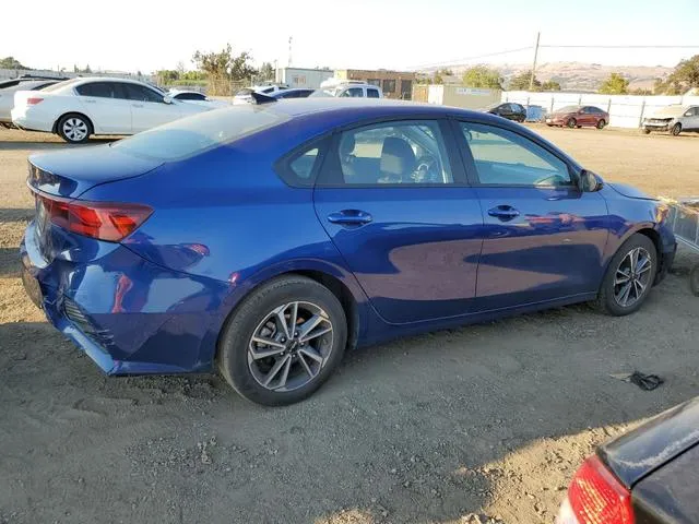 3KPF24AD8PE661967 2023 2023 KIA Forte- LX 3