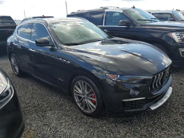 ZN661XUL9MX372940 2021 2021 Maserati Levante- Luxury 4