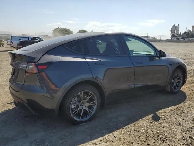 7SAYGDED0RF122070 2024 2024 Tesla MODEL Y 3